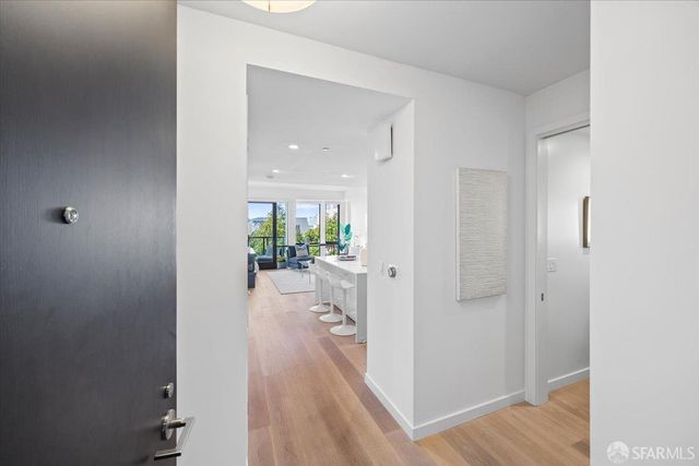 1650 Broadway Street 205, San Francisco, CA 94109
