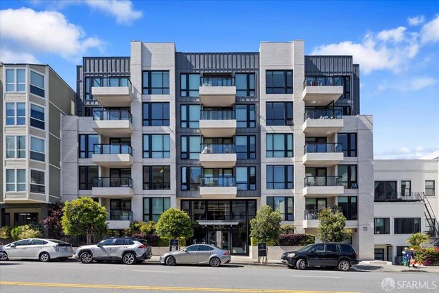 1650 Broadway Street 205, San Francisco, CA 94109