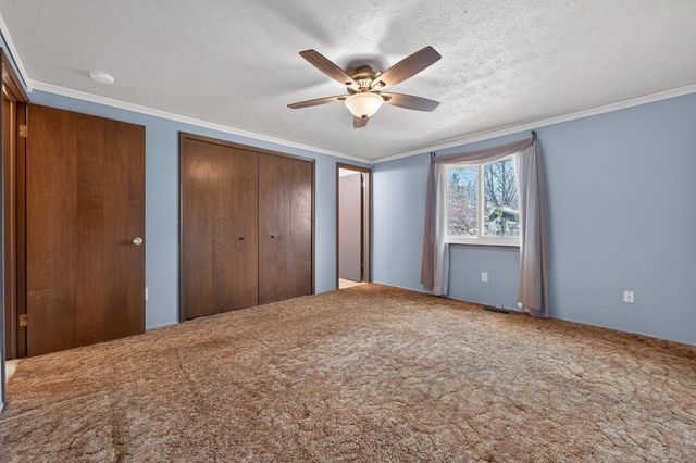 37542 Whitney Drive, Wayne, MI 48184