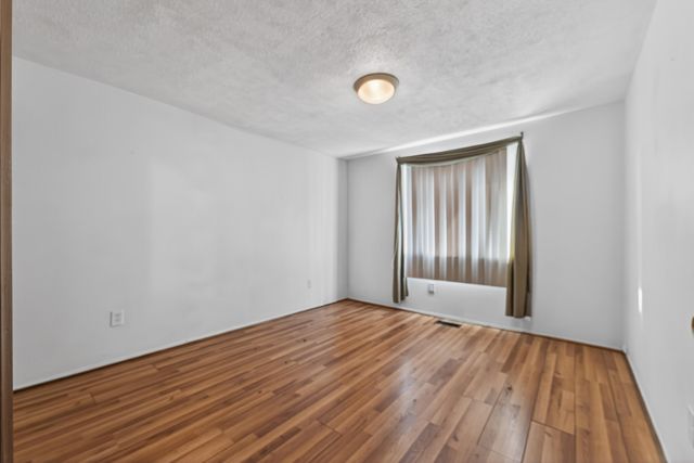 37542 Whitney Drive, Wayne, MI 48184