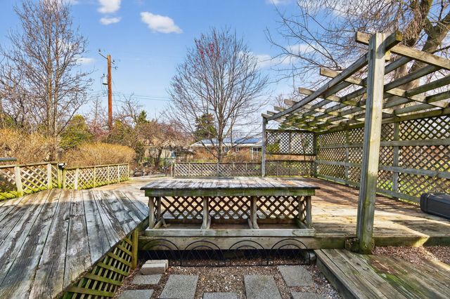 37542 Whitney Drive, Wayne, MI 48184