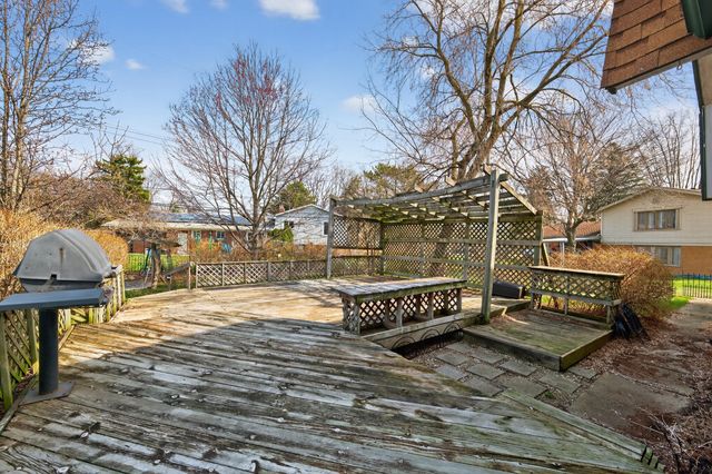 37542 Whitney Drive, Wayne, MI 48184