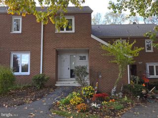 11 CEDAR LN, Mountville, PA 17554