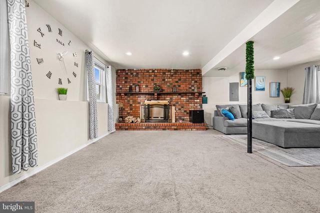 4380 ROCK CT, Waldorf, MD 20602