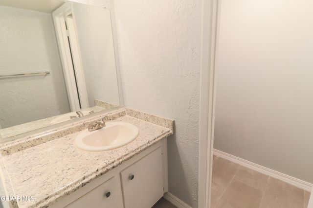 4800 N Stanton Street 183, El Paso, TX 79902