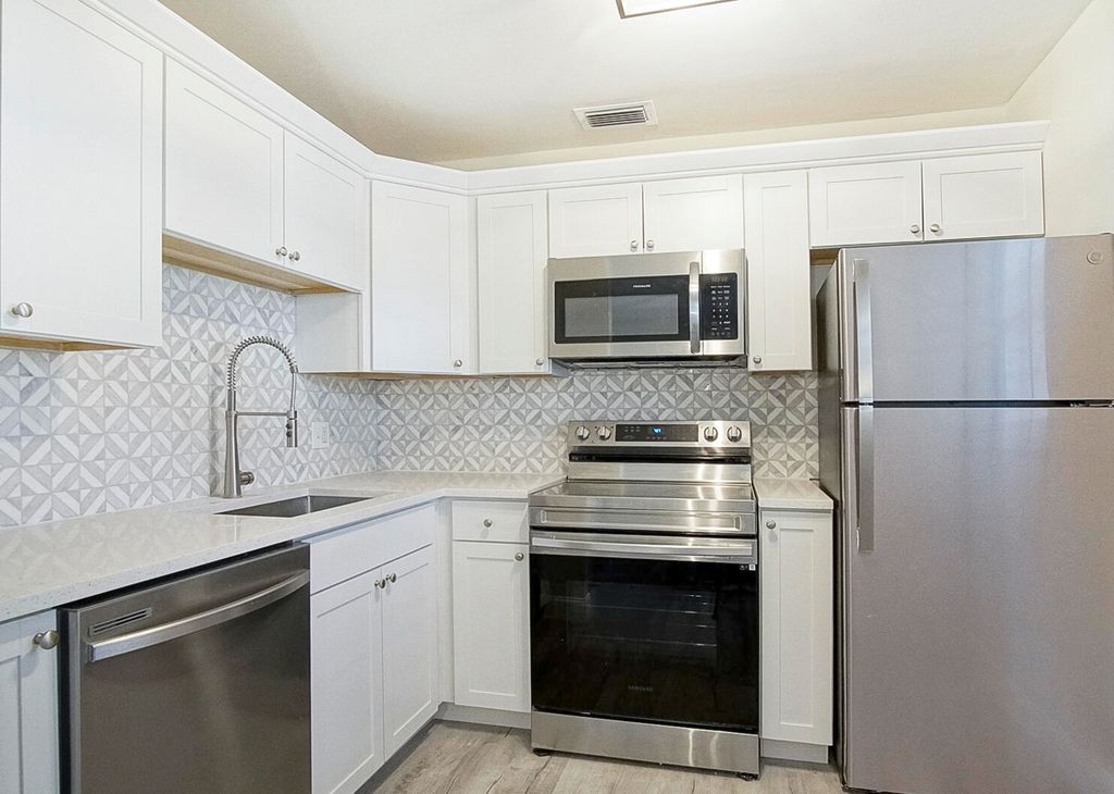 44 Vista Gardens Trail 106, Vero Beach, FL 32962