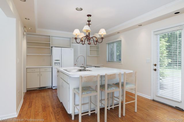 1018 Harvard Road, Grosse Pointe Park, MI 48230