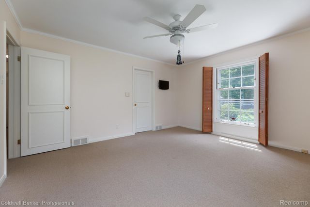 1018 Harvard Road, Grosse Pointe Park, MI 48230