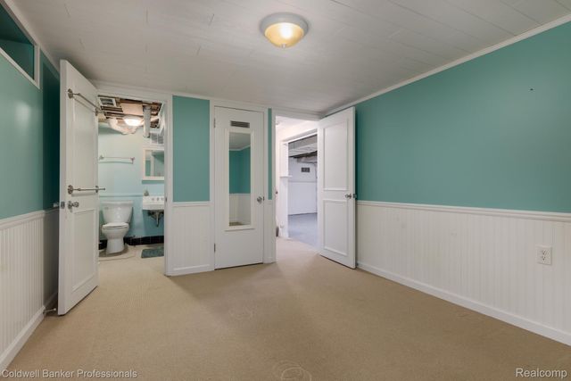 1018 Harvard Road, Grosse Pointe Park, MI 48230