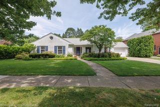 1018 Harvard Road, Grosse Pointe Park, MI 48230