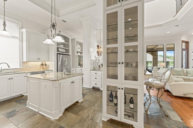 21005 Waterfront East Dr, Maurepas, LA 70449