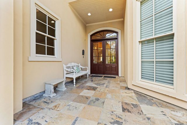 21005 Waterfront East Dr, Maurepas, LA 70449