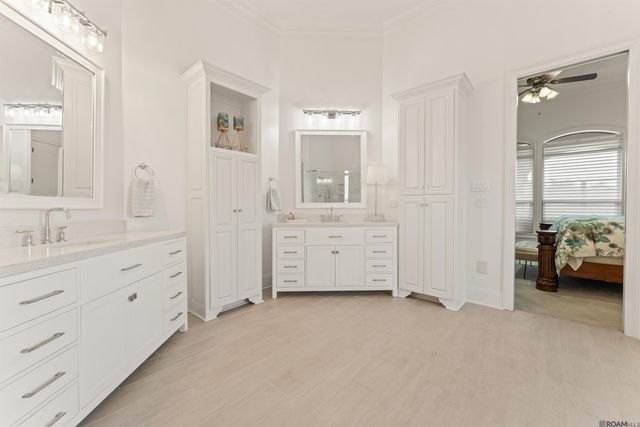 21005 Waterfront East Dr, Maurepas, LA 70449