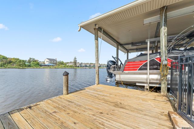 21005 Waterfront East Dr, Maurepas, LA 70449