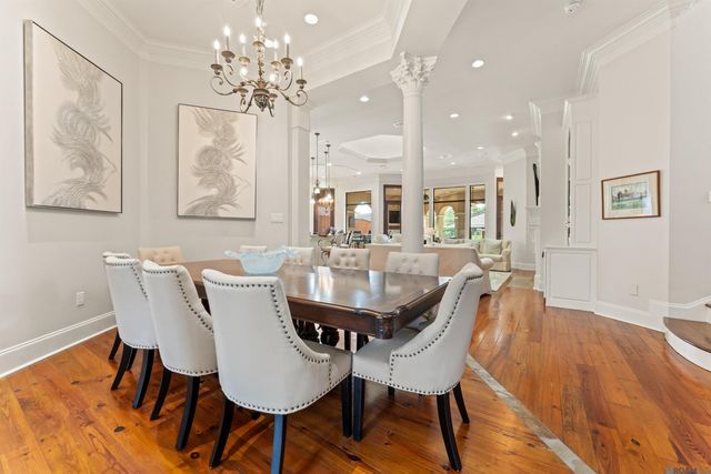 21005 Waterfront East Dr, Maurepas, LA 70449