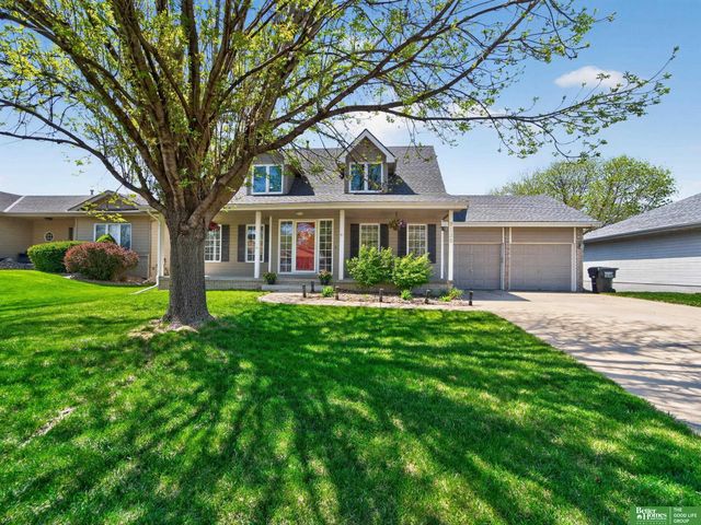 7138 Harvest Hills Drive, La Vista, NE 68128