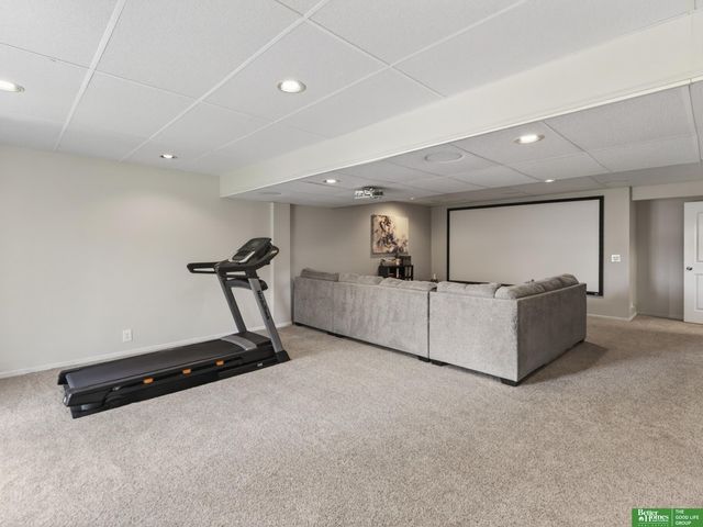 7138 Harvest Hills Drive, La Vista, NE 68128