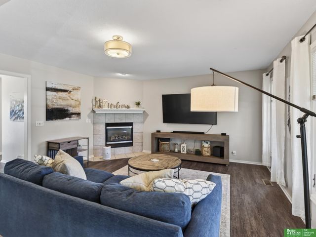 7138 Harvest Hills Drive, La Vista, NE 68128