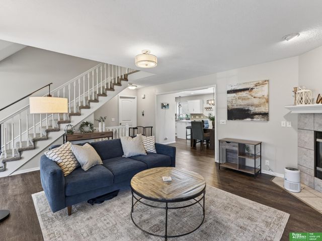 7138 Harvest Hills Drive, La Vista, NE 68128