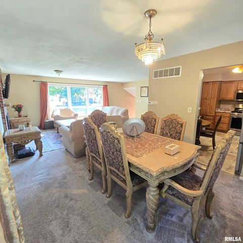 2823 W GREENBRIER Lane, Peoria, IL 61614