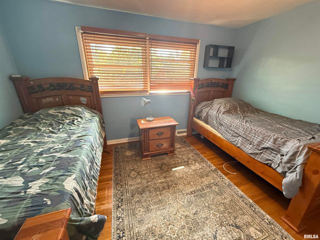 2823 W GREENBRIER Lane, Peoria, IL 61614