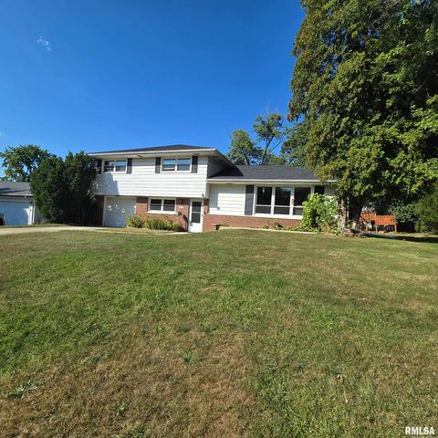 2823 W GREENBRIER Lane, Peoria, IL 61614