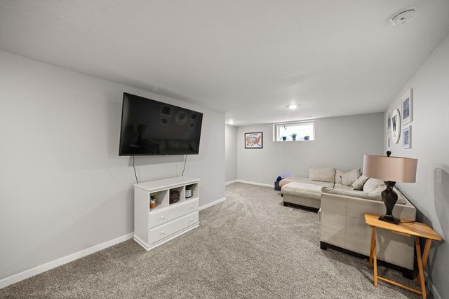 3027 NW Northwood Lane, Ankeny, IA 50023