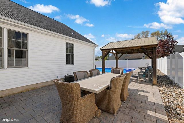 288 SEXTANT ROAD, Manahawkin, NJ 08050