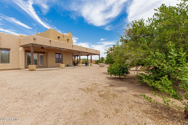 11917 W EQUESTRIAN Street, Casa Grande, AZ 85194