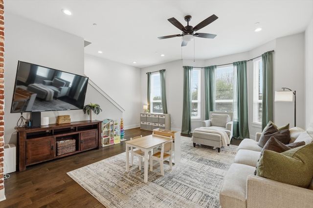 111 W Walters Street, Lewisville, TX 75057