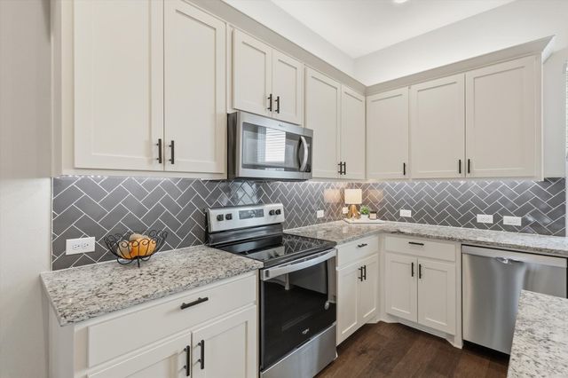 111 W Walters Street, Lewisville, TX 75057