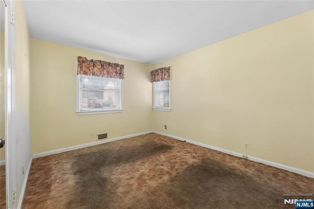 161 Baker Avenue, Bergenfield, NJ 07621