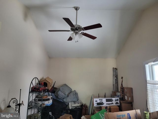 8621 OLD HARFORD RD, Baltimore, MD 21234