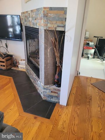 8621 OLD HARFORD RD, Baltimore, MD 21234