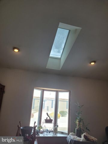 8621 OLD HARFORD RD, Baltimore, MD 21234