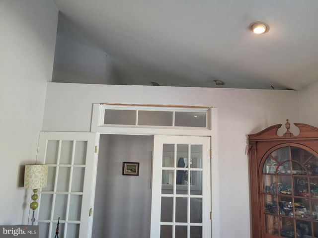 8621 OLD HARFORD RD, Baltimore, MD 21234