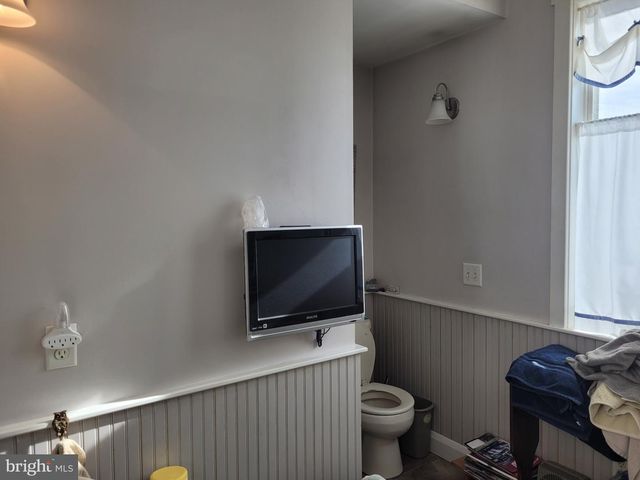 8621 OLD HARFORD RD, Baltimore, MD 21234