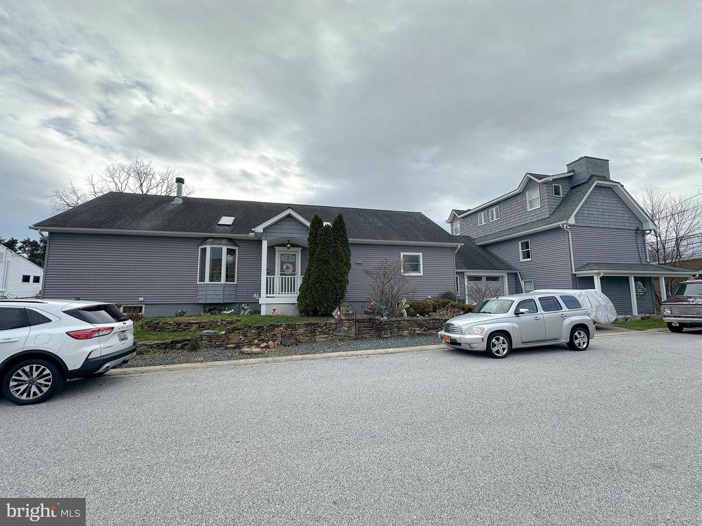 8621 OLD HARFORD RD, Baltimore, MD 21234