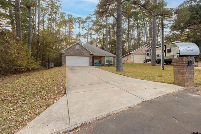 18424 Walnut Circle, Flint, TX 75762