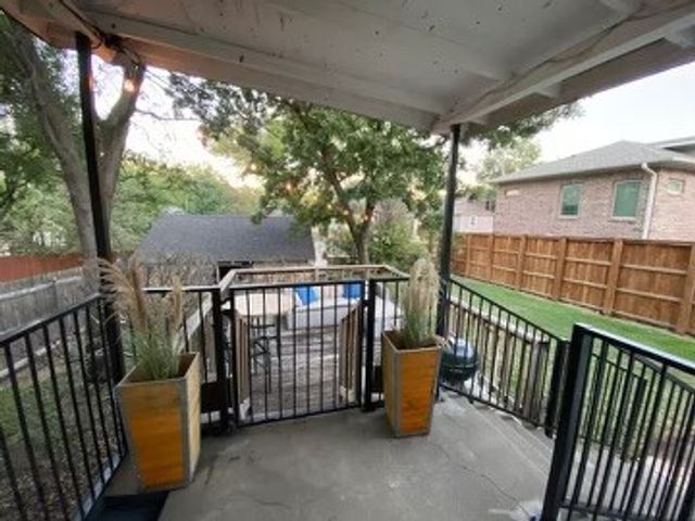 2545 Rogers Avenue, Fort Worth, TX 76109