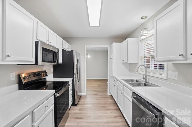 4584 Cherokee Drive, Maiden, NC 28650