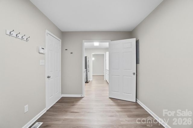 4584 Cherokee Drive, Maiden, NC 28650