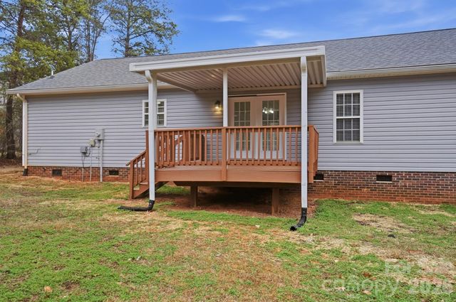 4584 Cherokee Drive, Maiden, NC 28650