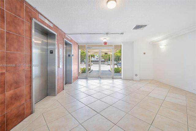 9001 SW 77th Avenue C709, Miami, FL 33156