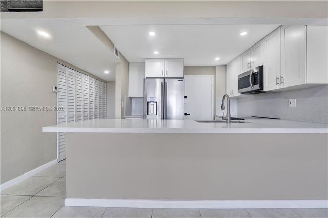 9001 SW 77th Avenue C709, Miami, FL 33156