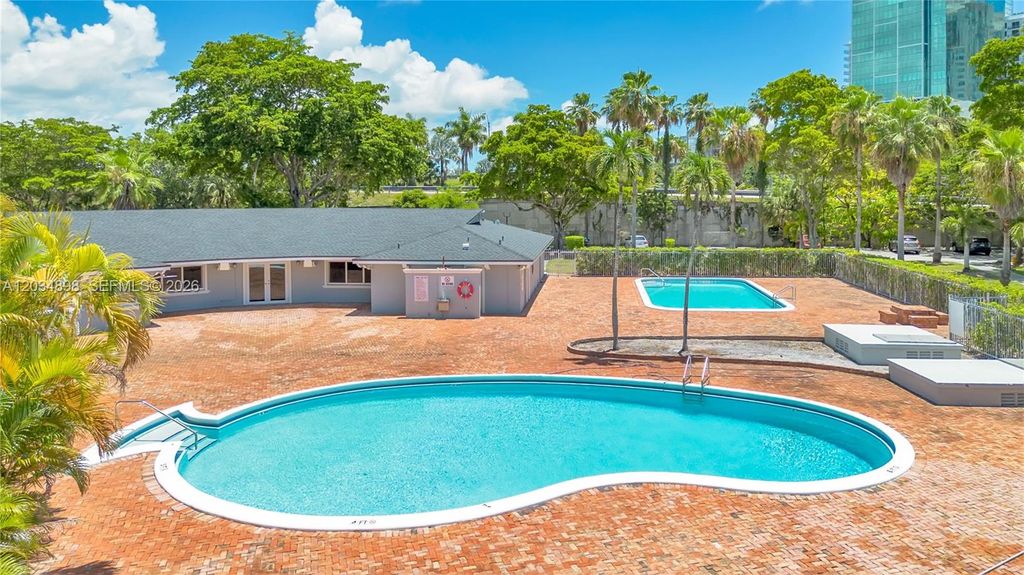9001 SW 77th Avenue C709, Miami, FL 33156