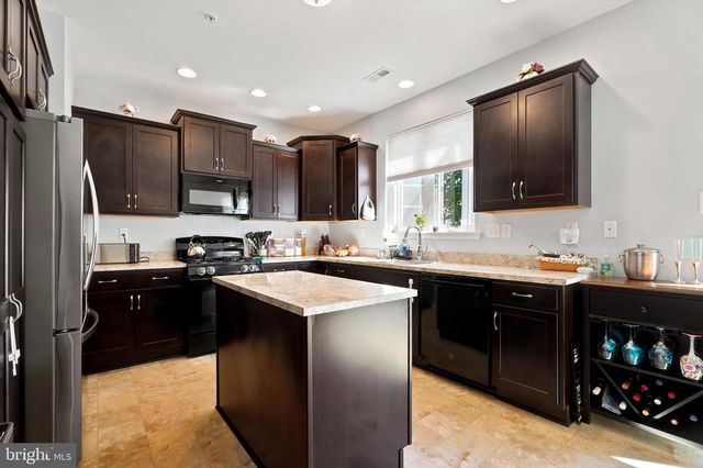 407 COPE CT, Sellersville, PA 18960