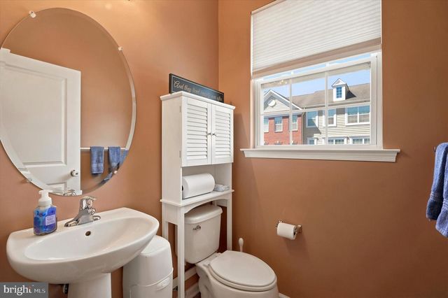 407 COPE CT, Sellersville, PA 18960