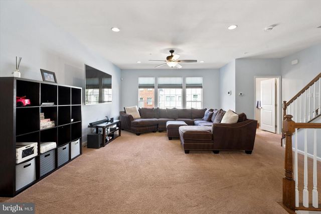 407 COPE CT, Sellersville, PA 18960