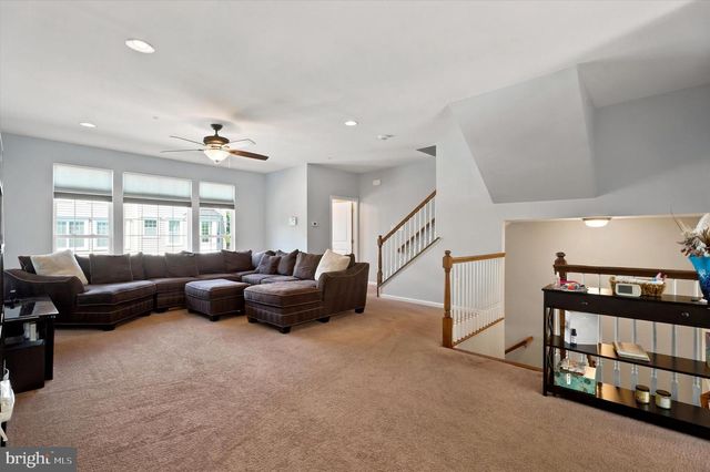 407 COPE CT, Sellersville, PA 18960
